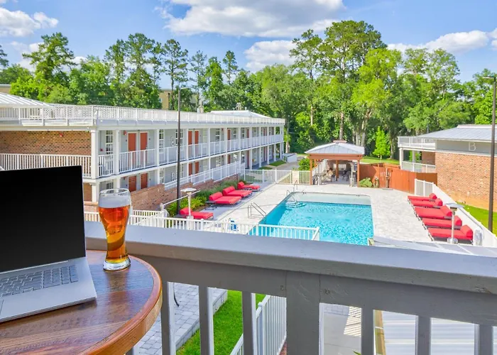 Hotel Seven Hills 2*