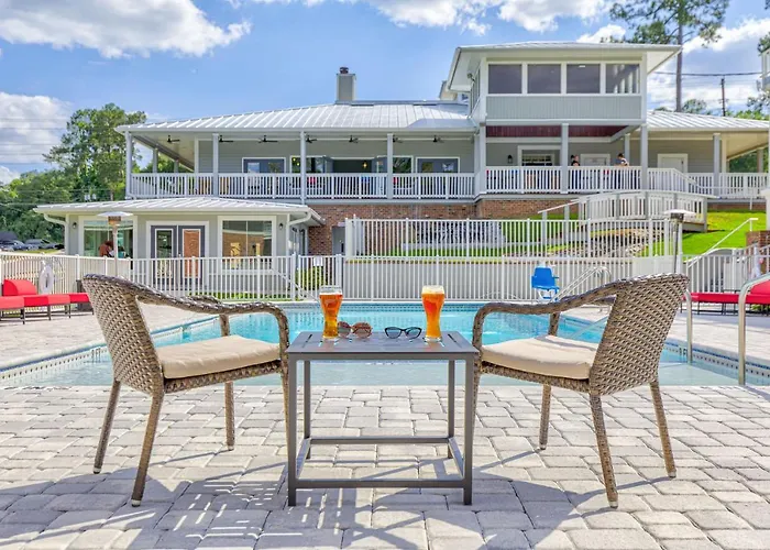 Hotel Seven Hills Tallahassee