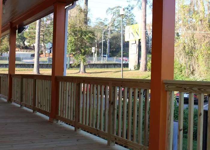Seven Hills Hotel
